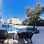 Megy Apartment *